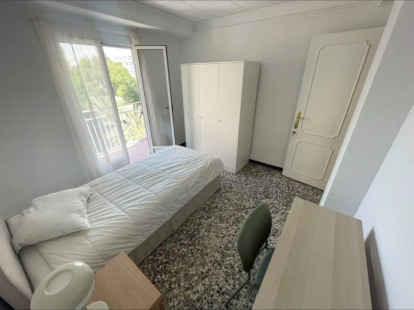 Schlafzimmer von Wohnung zum Verkauf in Elche / Elx mit Möbliert und Balkon