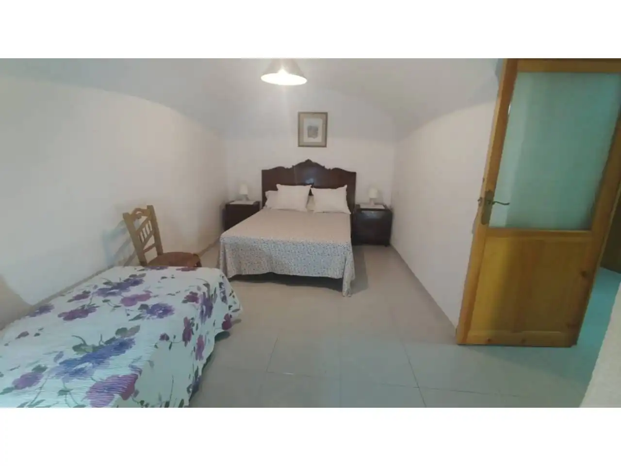Dormitori de Casa o xalet en venda en Benalúa amb Jardí privat