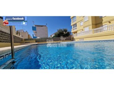 Appartamento con piscina in affitto a Calle Llebeig