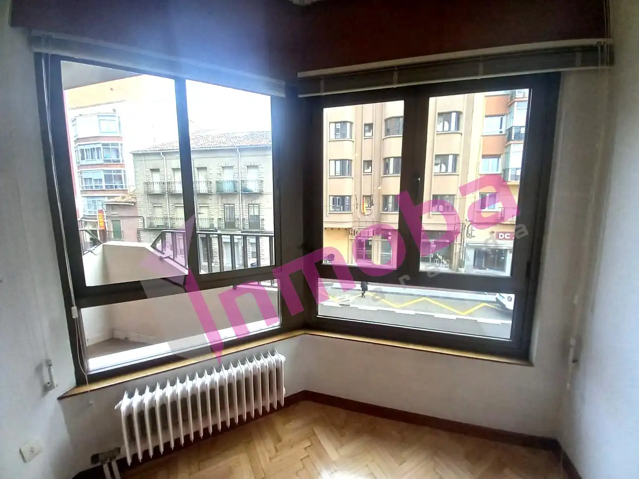 Habitación de Piso en venta en Aranda de Duero con Calefacción, Parquet y Terraza