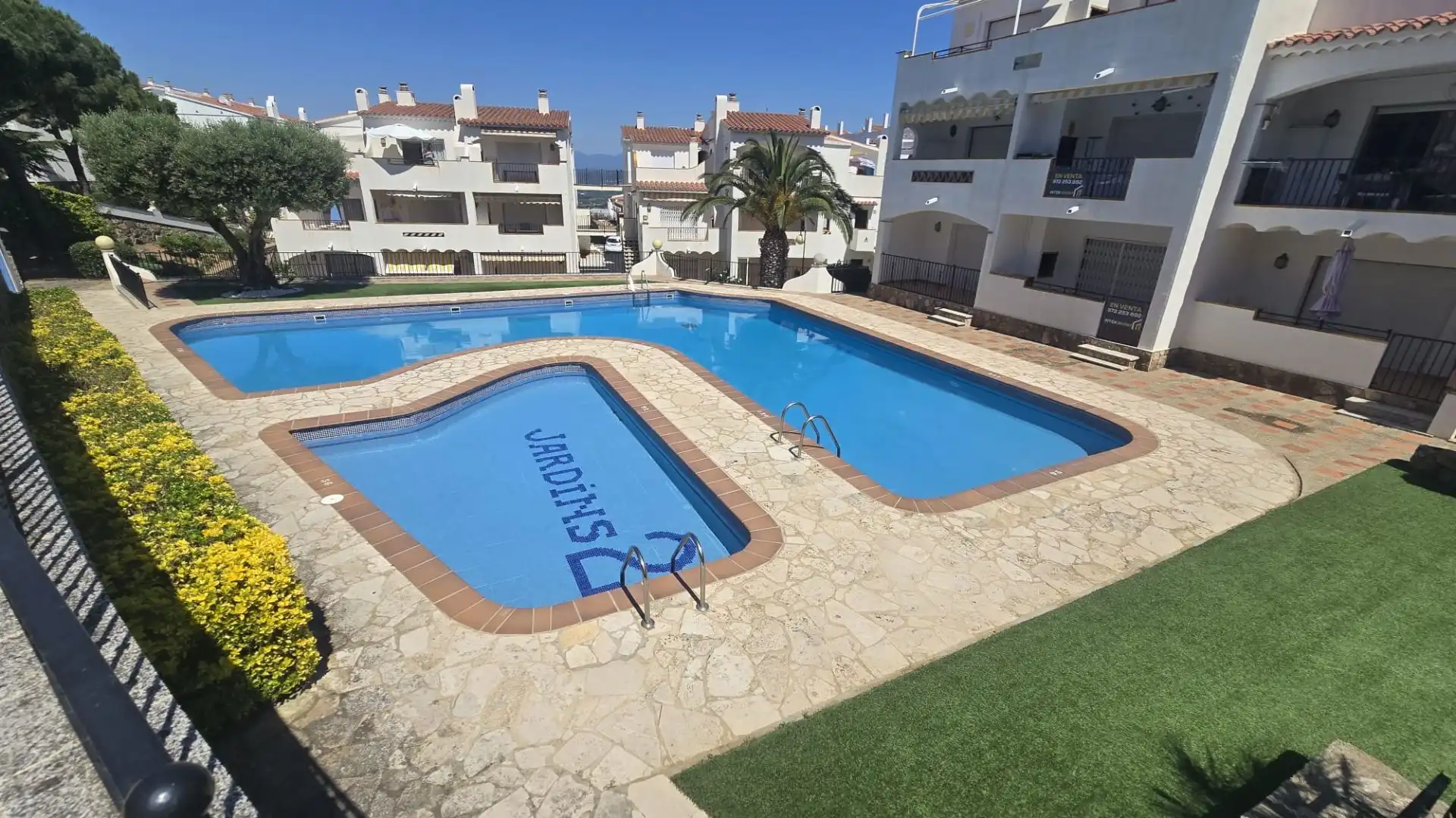 Piscina de Apartamento en venta en Roses con Aire acondicionado, Calefacción y Terraza