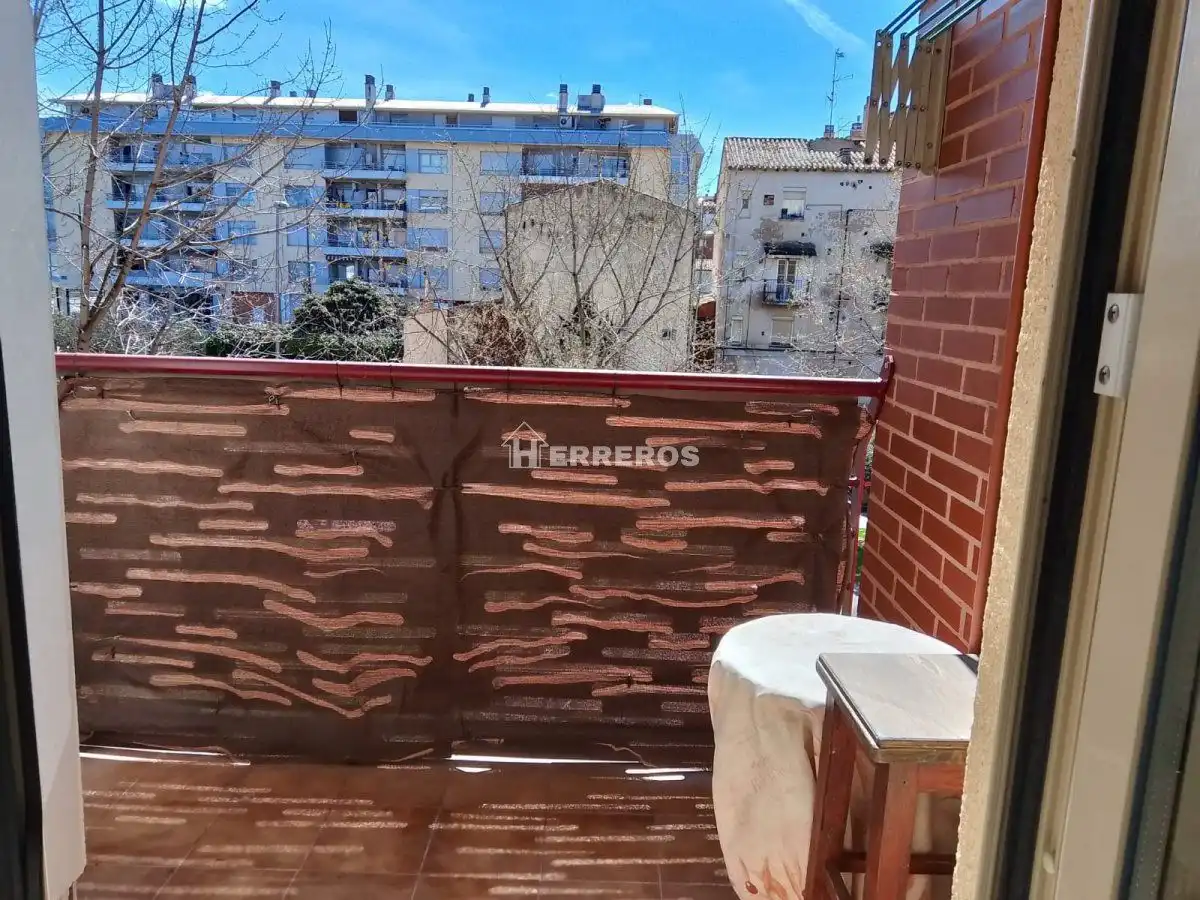 Terrassa de Apartament en venda en Lardero amb Calefacció, Parquet i Terrassa