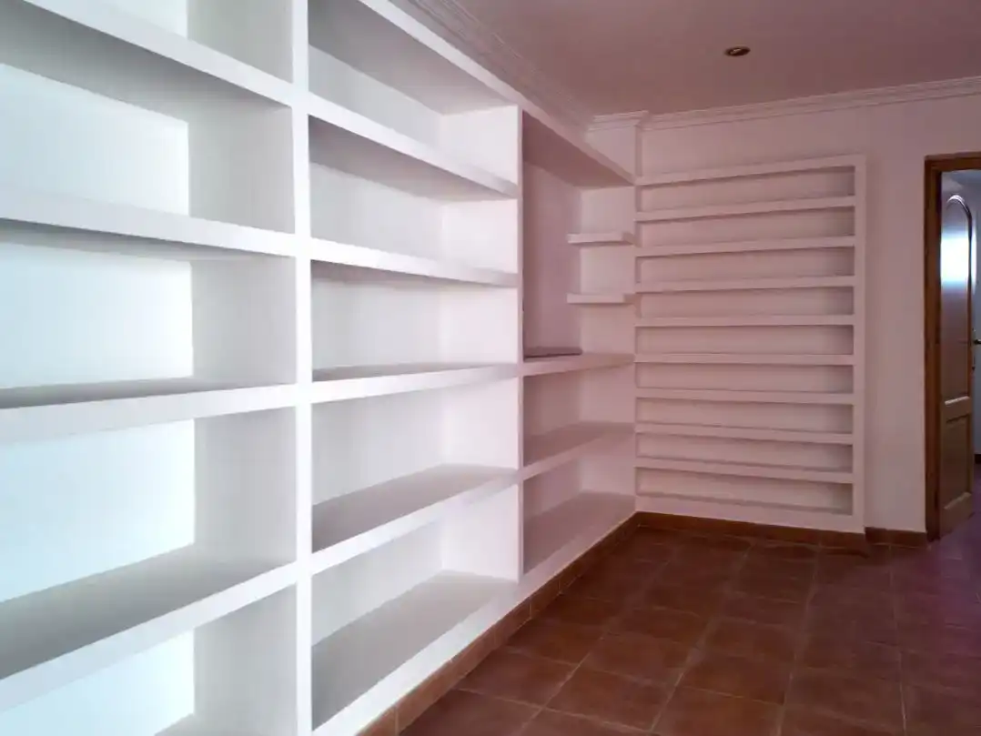 Wohnung zur Miete in La Nucia mit Klimaanlage, Schwimmbad und Balkon
