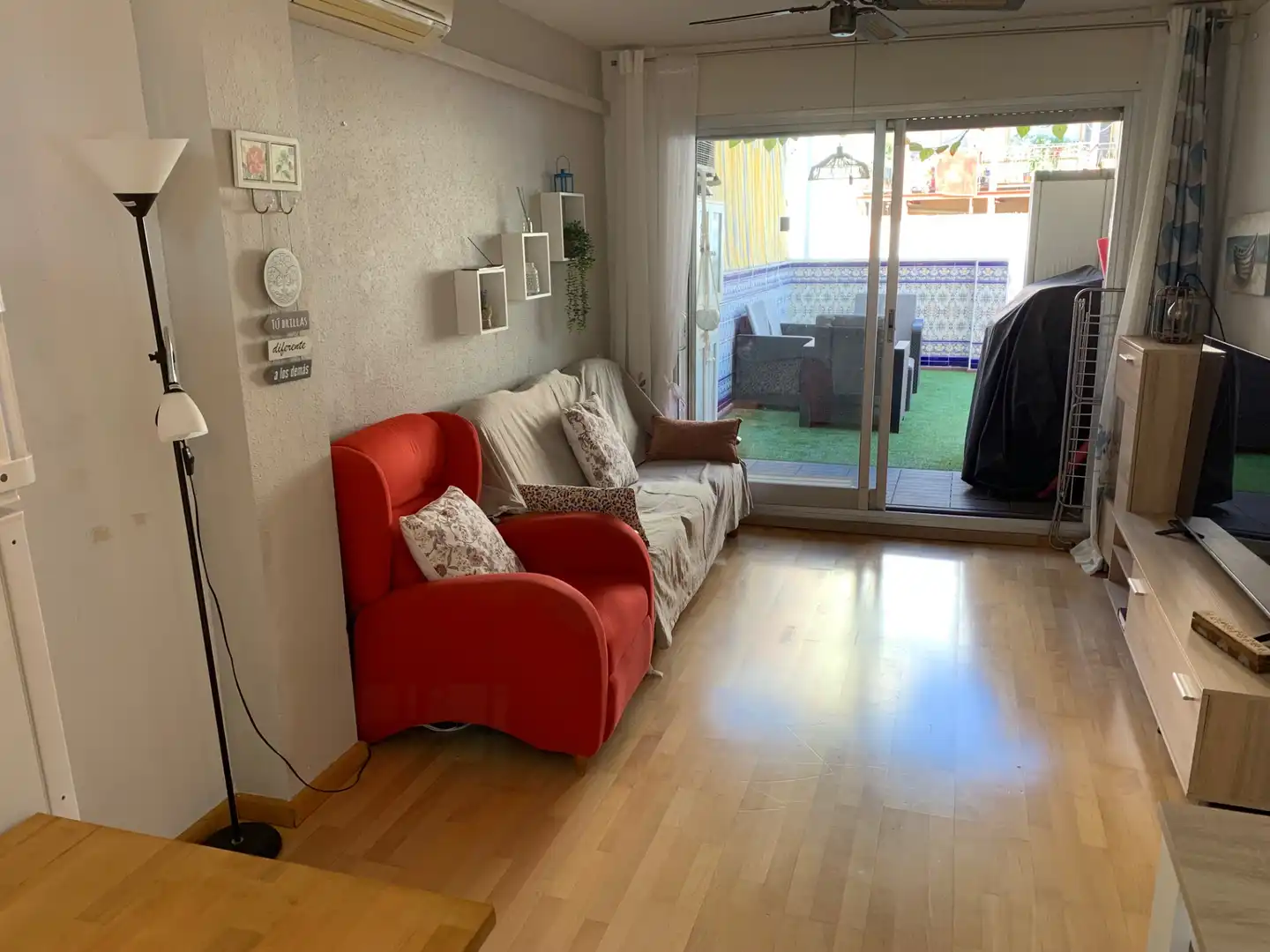Sala de estar de Apartamento en venta en Torredembarra con Aire acondicionado, Calefacción y Terraza