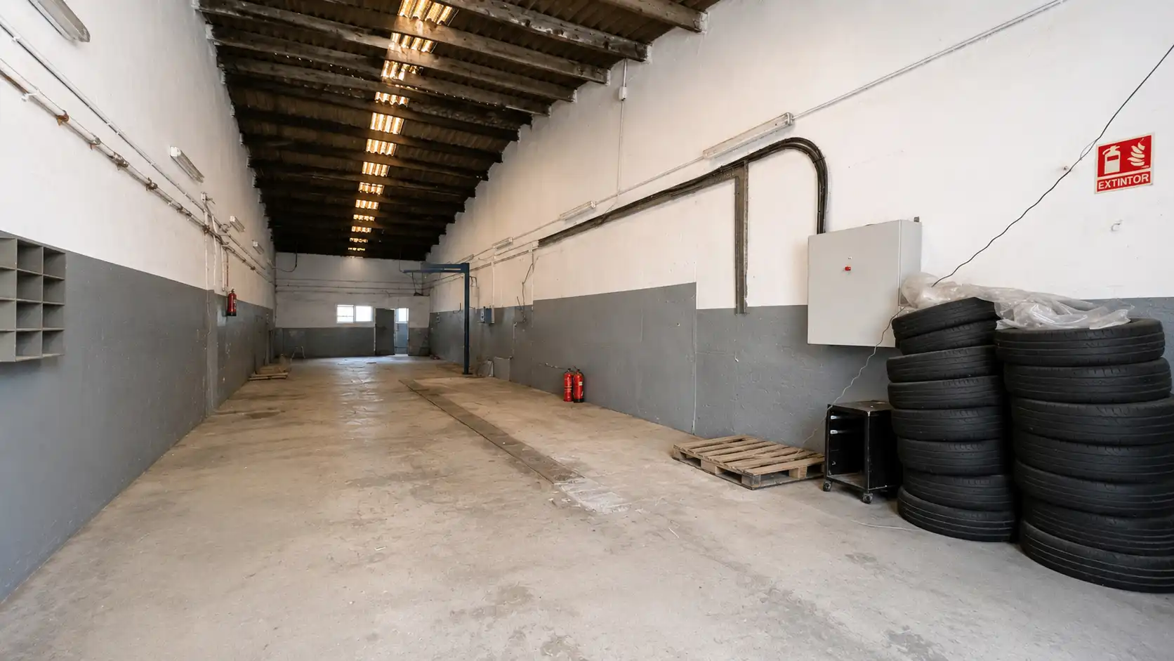 Industrial buildings for rent in Badalona