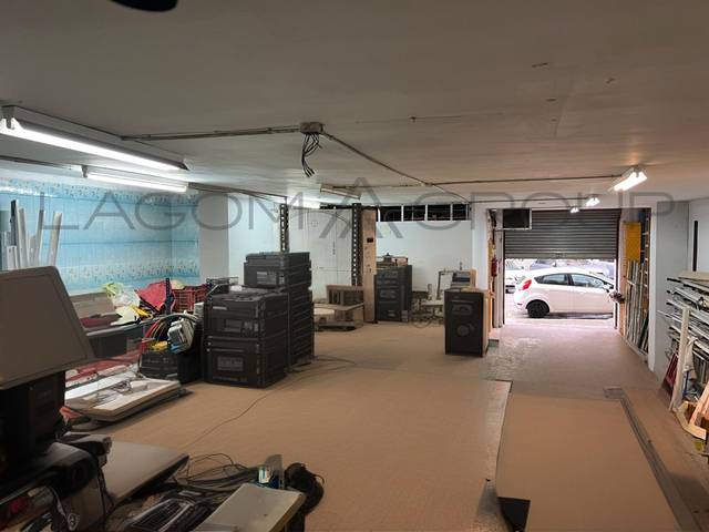 Local comercial en Venta en La Roureda