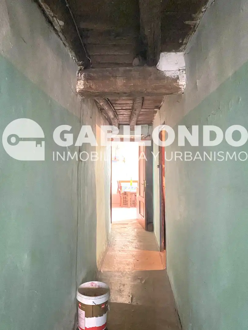 Casa adosada en venta en Elgoibar con Jardín privado, Trastero y Horno