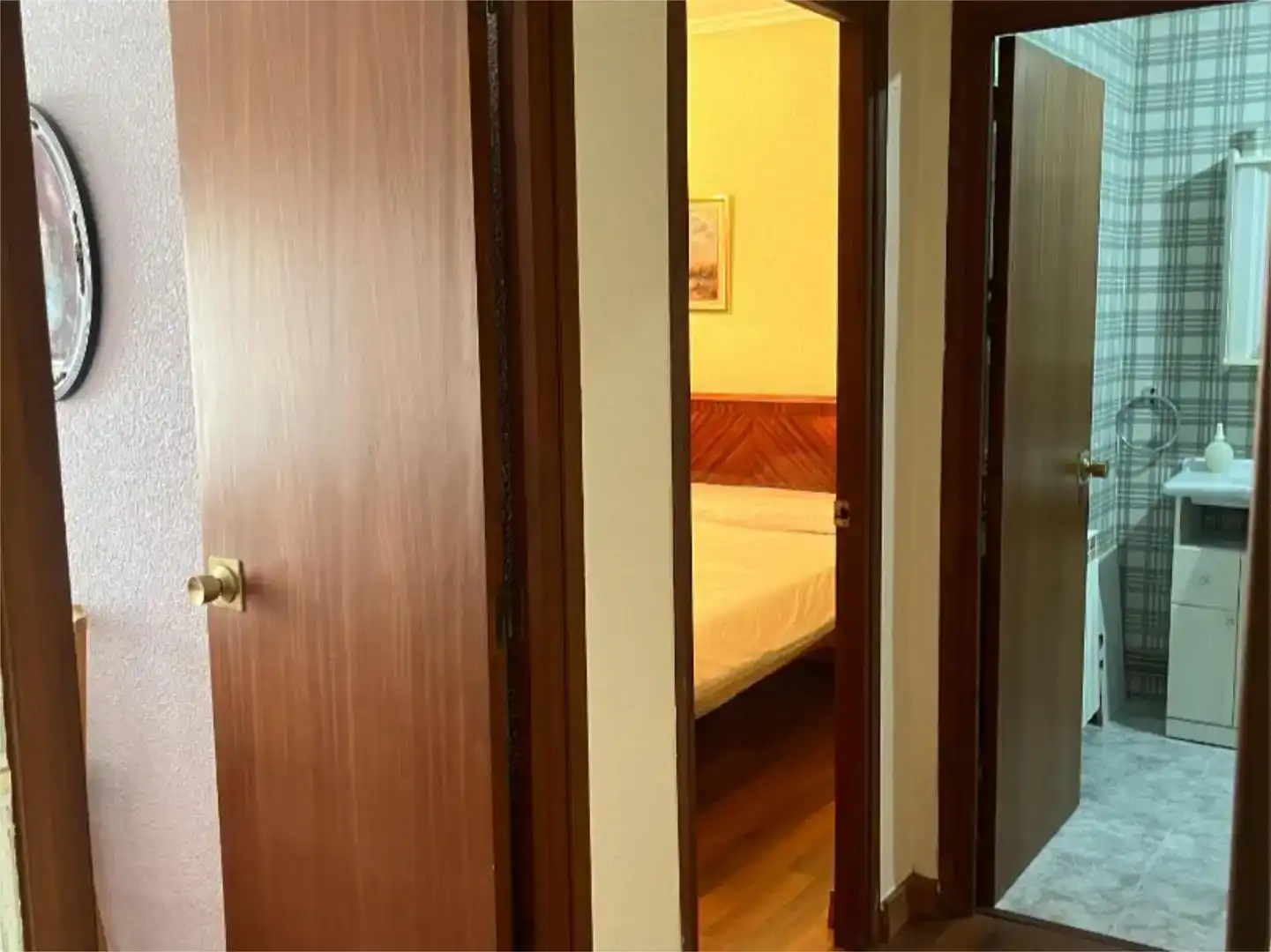 Dormitori de Casa adosada en venda en Alaejos amb Parquet, Traster i Moblat