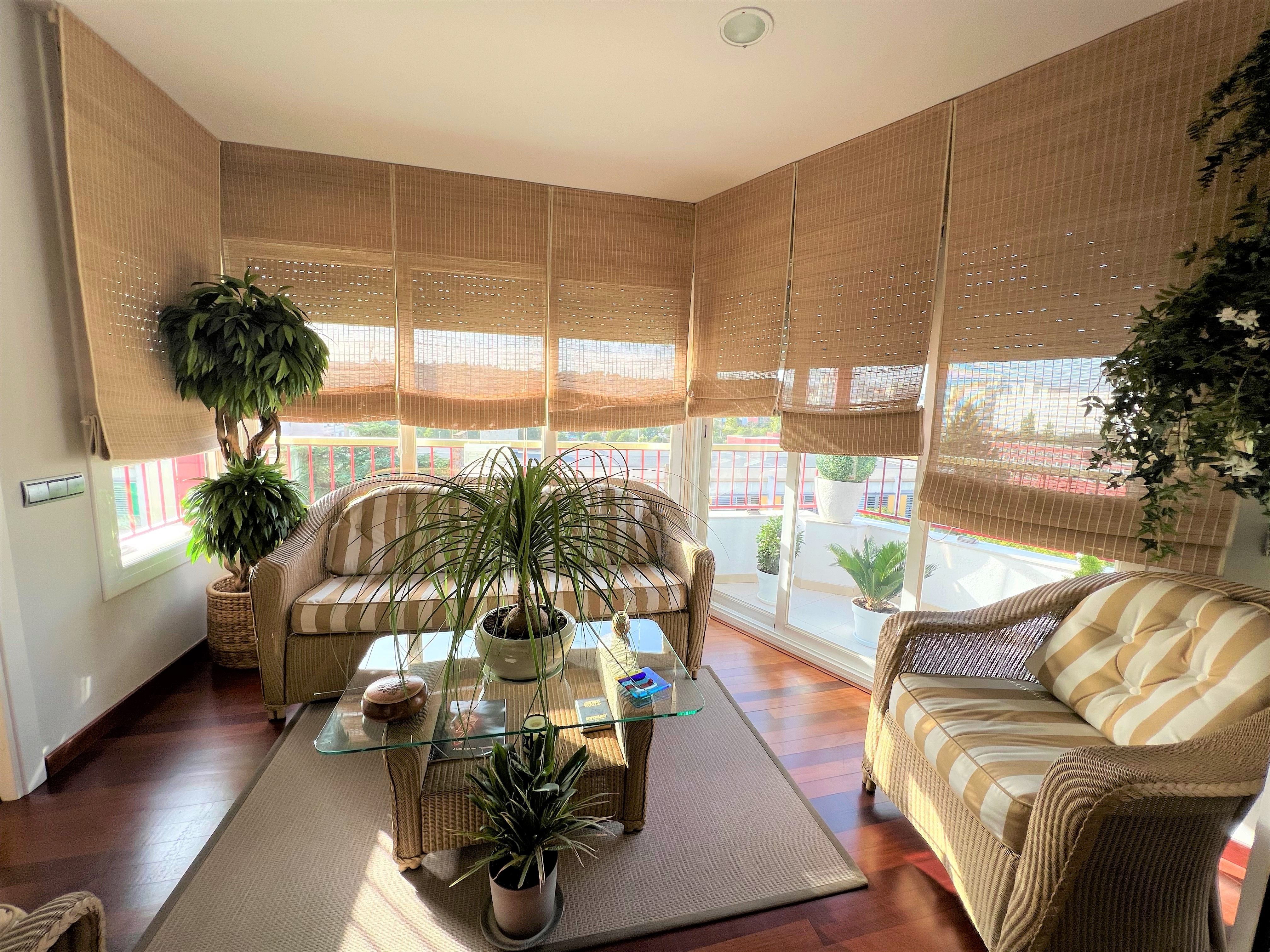 Living room of Flat for sale in Granollers  with Air Conditioner, Heating and Parquet flooring