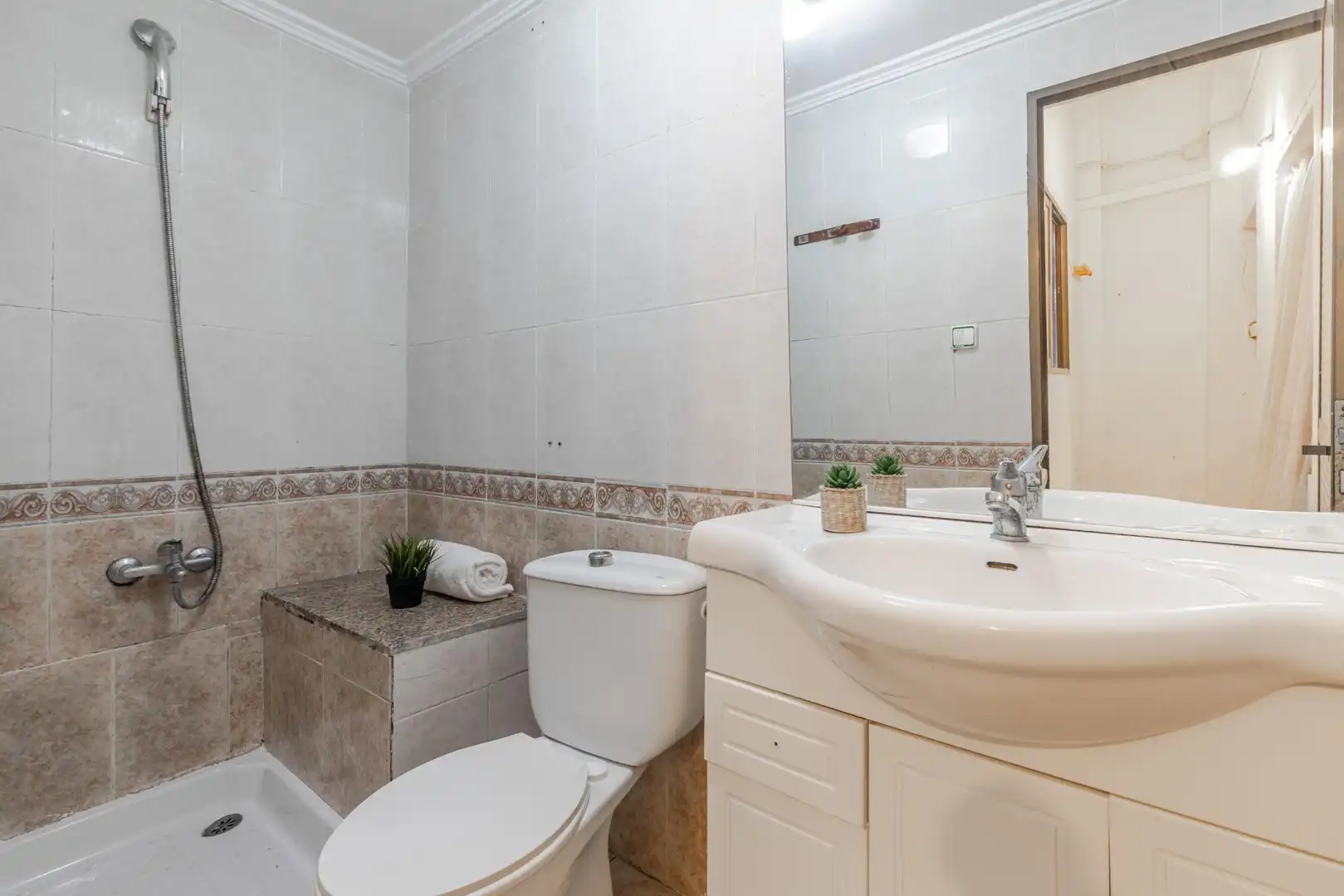 Baño de Planta baja en venta en Alginet con Alarma