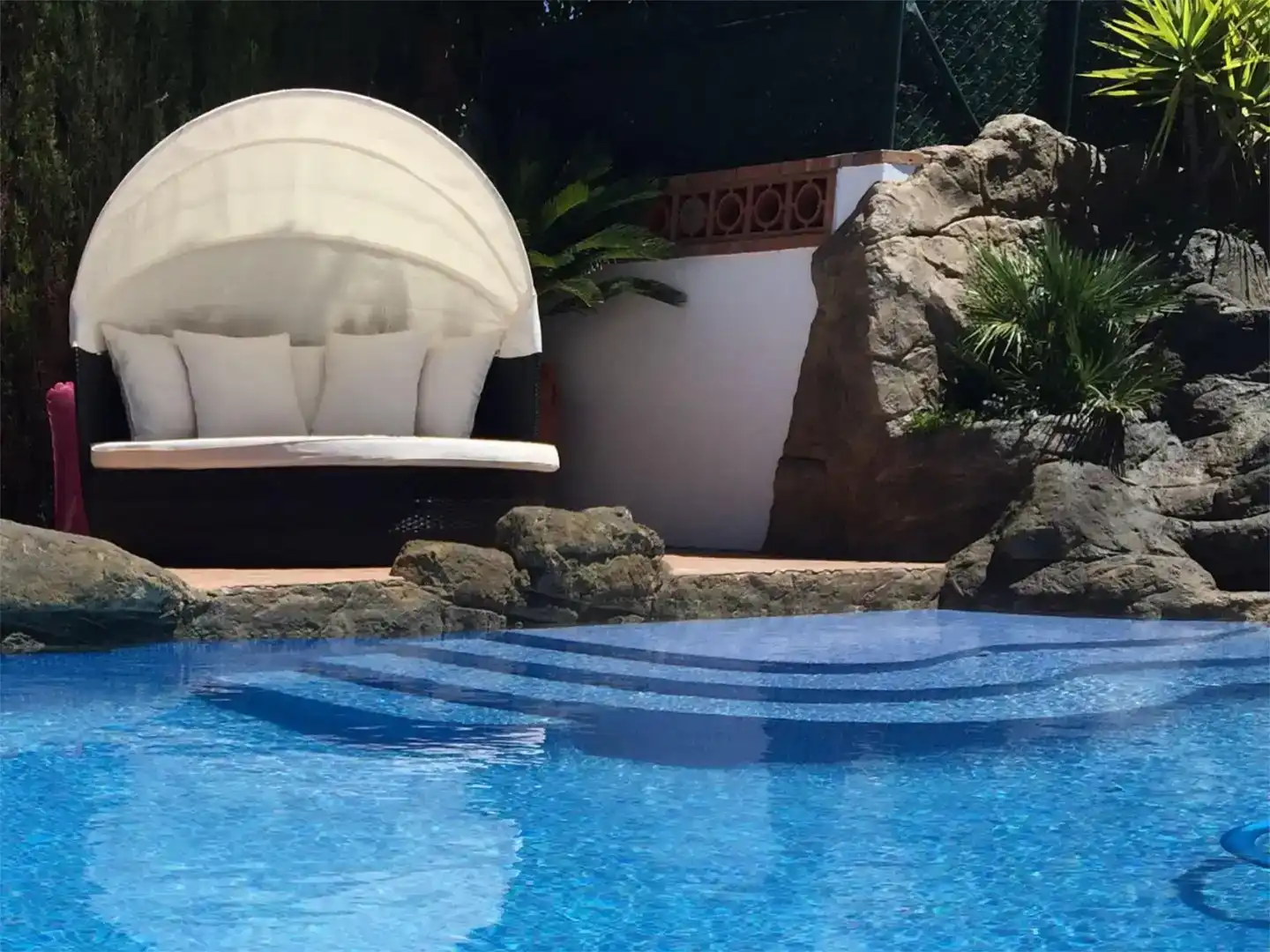 Piscina de Piso en venta en L'Escala con Aire acondicionado, Jardín privado y Trastero