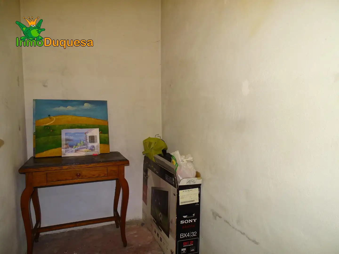 Flat for sale in Granada  with Air Conditioner, Heating and Storage room