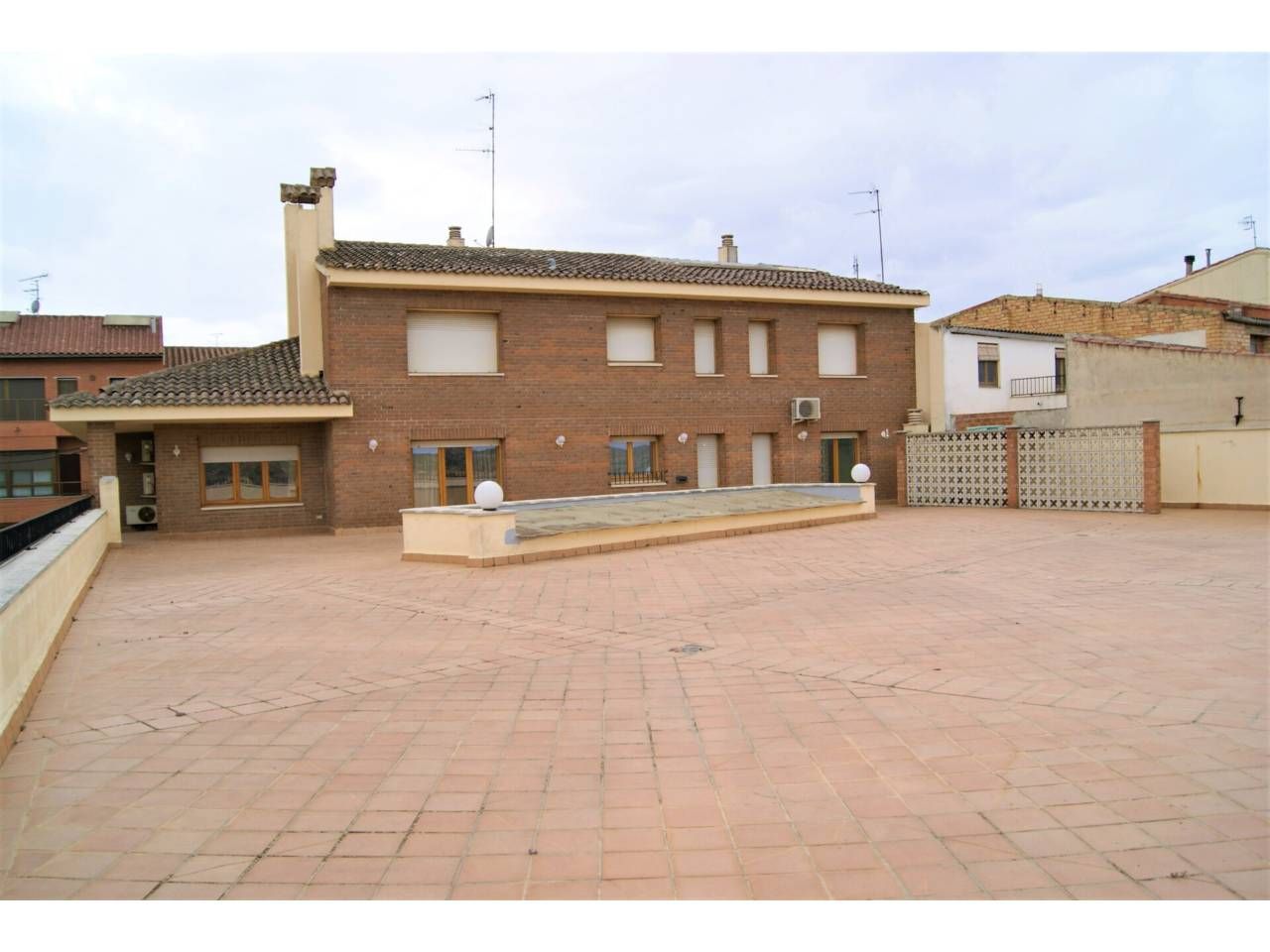 Vista exterior de Casa o xalet en venda en Batea amb Aire condicionat, Calefacció i Terrassa