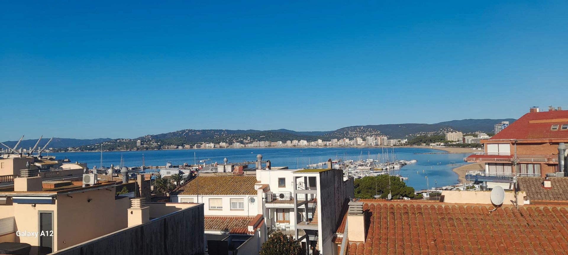 Vista exterior de Àtic en venda en Palamós amb Aire condicionat, Calefacció i Terrassa