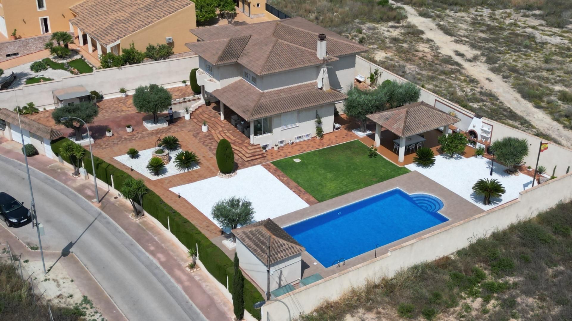 Vista exterior de Casa o xalet en venda en Cartagena amb Aire condicionat, Calefacció i Jardí privat