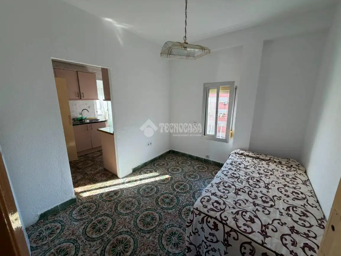 Habitación de Piso en venta en Jaén
