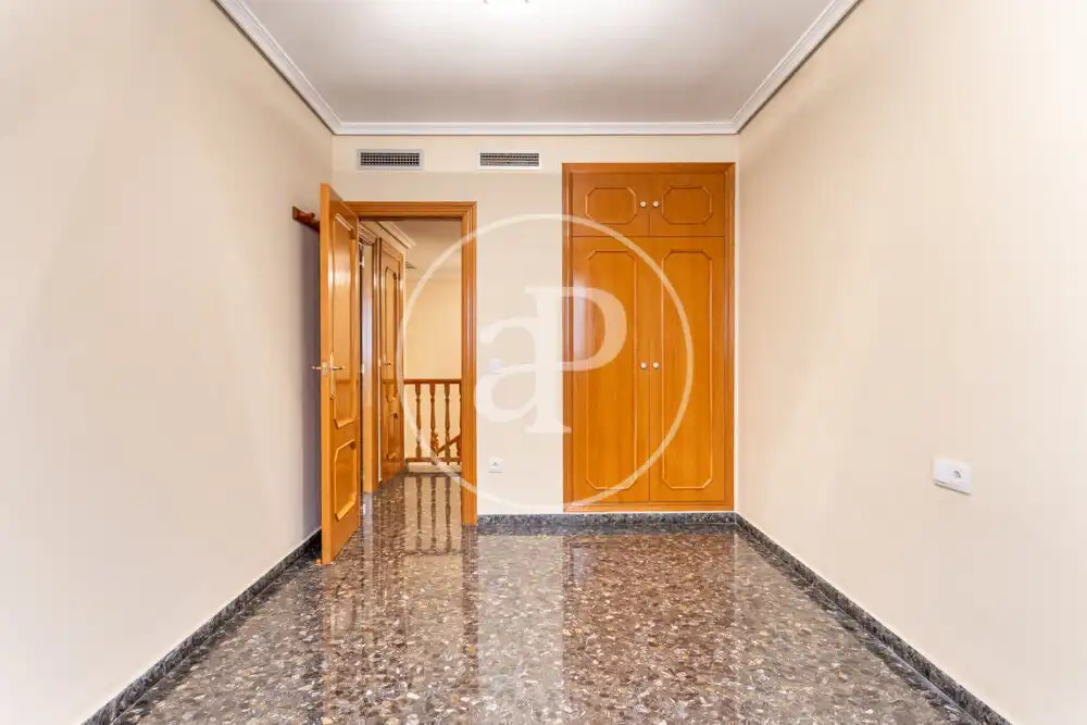 Dúplex de alquiler en Burjassot con Aire acondicionado, Calefacción y Amueblado