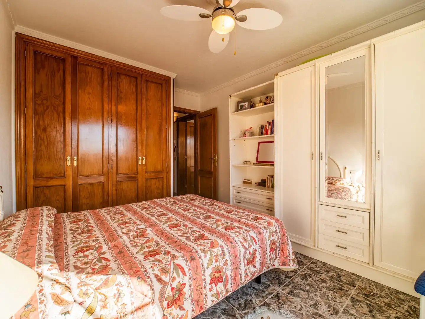Dormitori de Casa adosada en venda en Candelaria amb Aire condicionat, Jardí privat i Piscina comunitària
