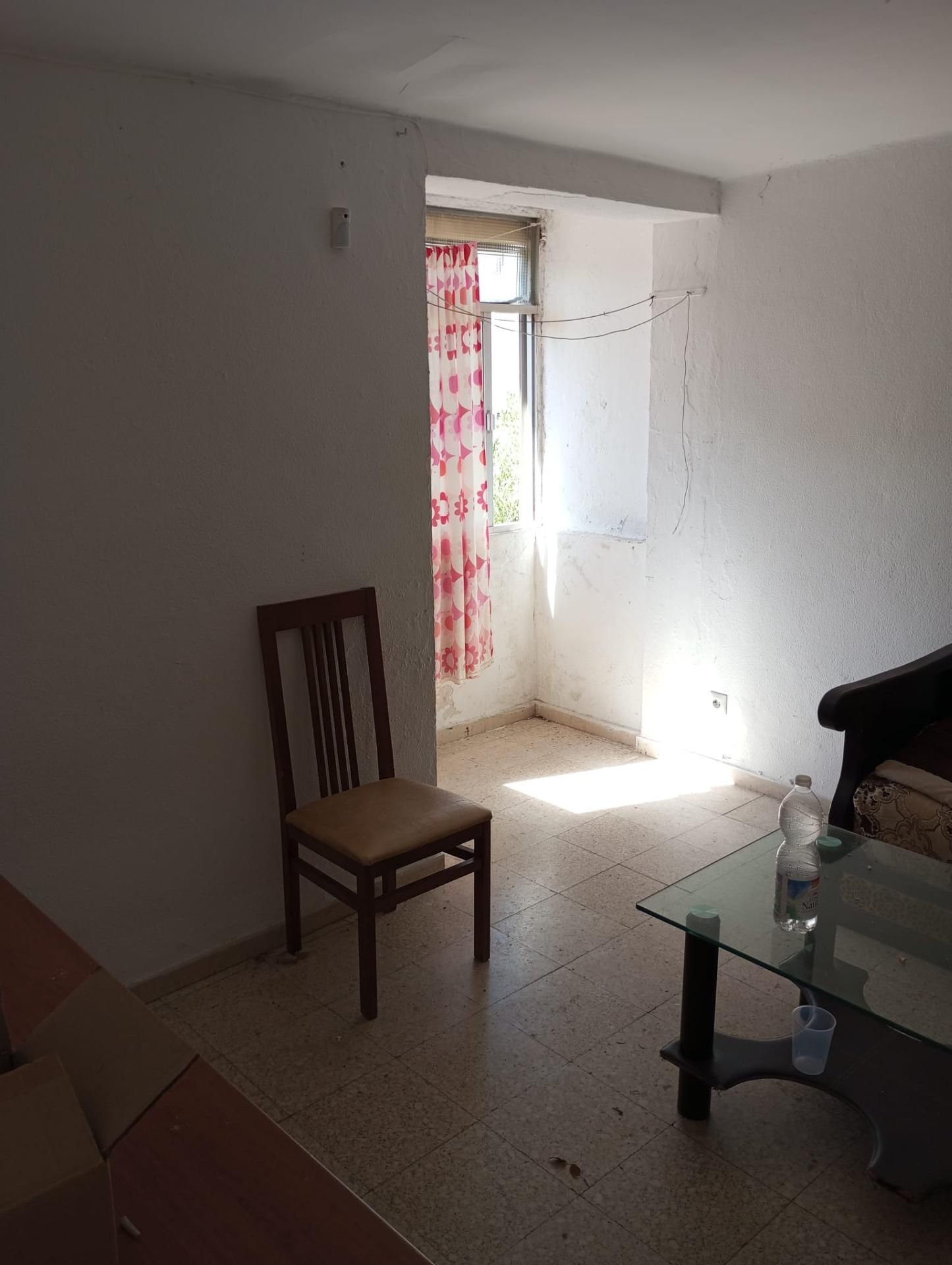 Dormitori de Apartament en venda en Algeciras