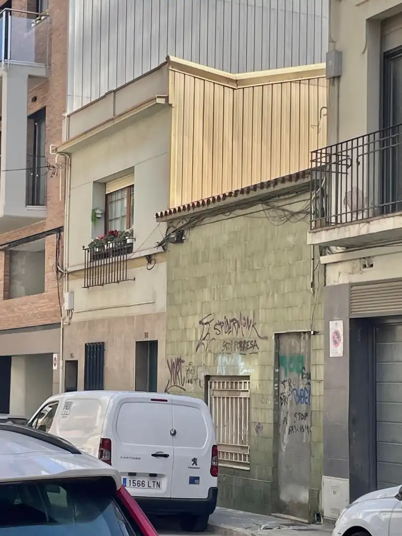 Casa con giardino in vendita a Carrer de la Camèlia, imagen 2