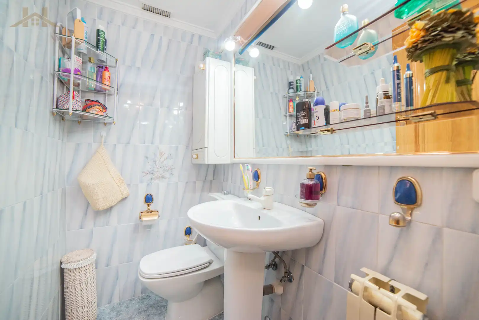 Bathroom of Houses for sale in Fuenlabrada  with Air Conditioner, Heating and Private garden