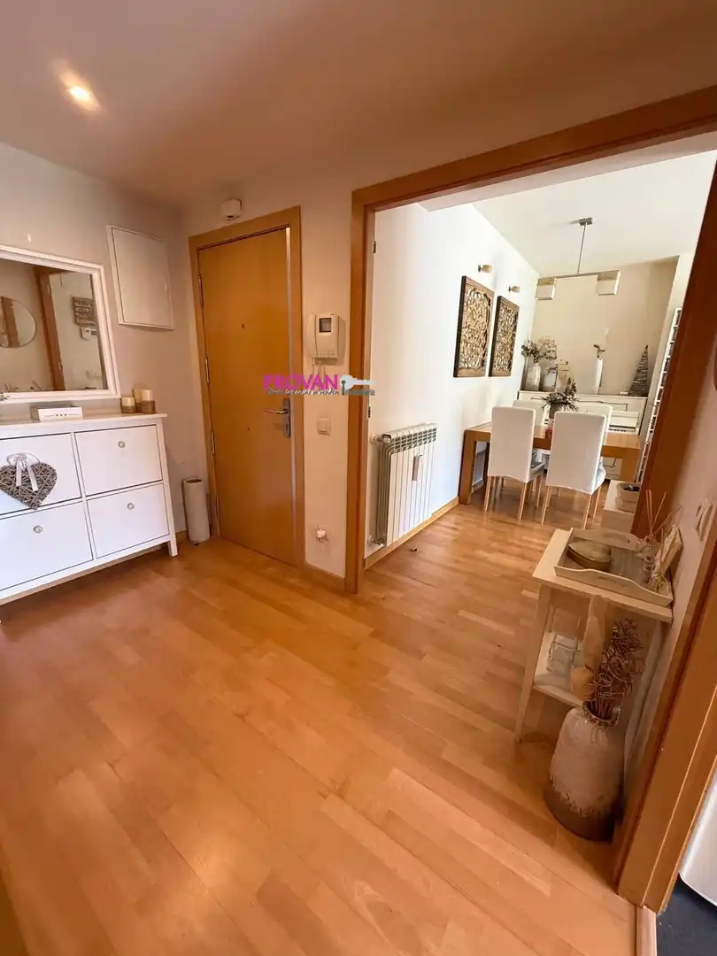 Piso en venta en Parla Este