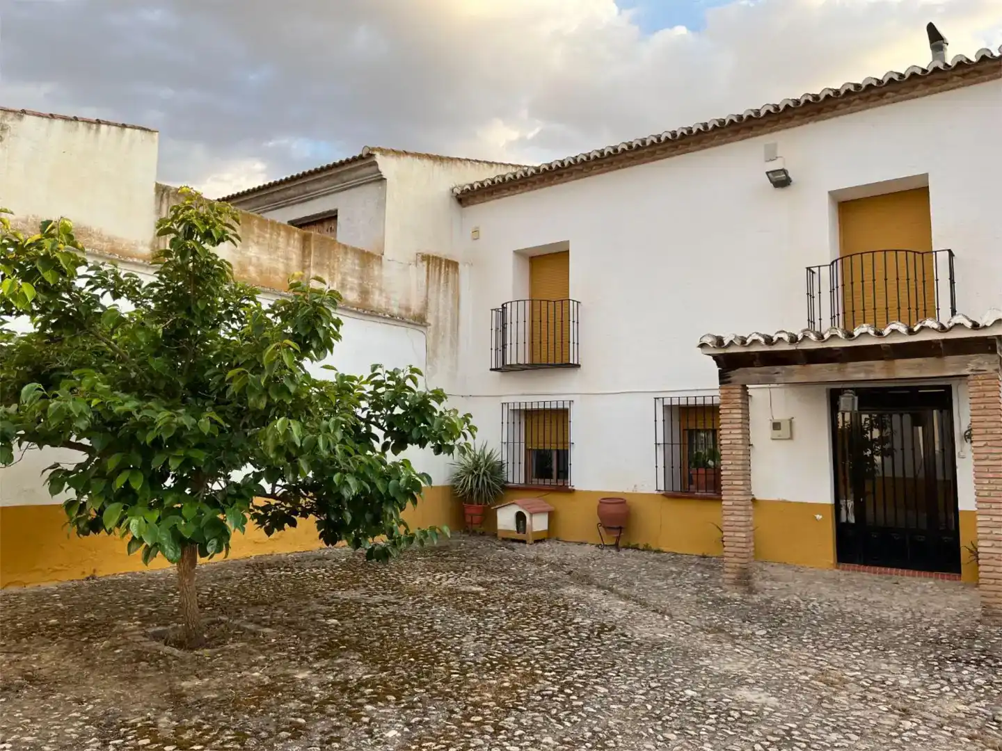 Vista exterior de Finca rústica en venda en Antequera amb Aire condicionat, Piscina i Balcó