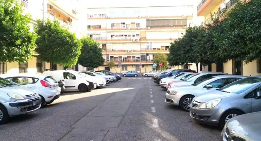 Parking de Piso en venta en Sevilla
