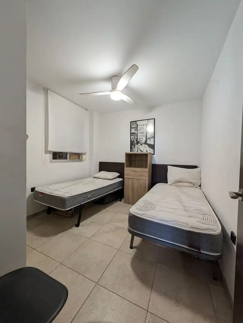 Habitación de Planta baja de alquiler en Estepona con Terraza y Se aceptan mascotas