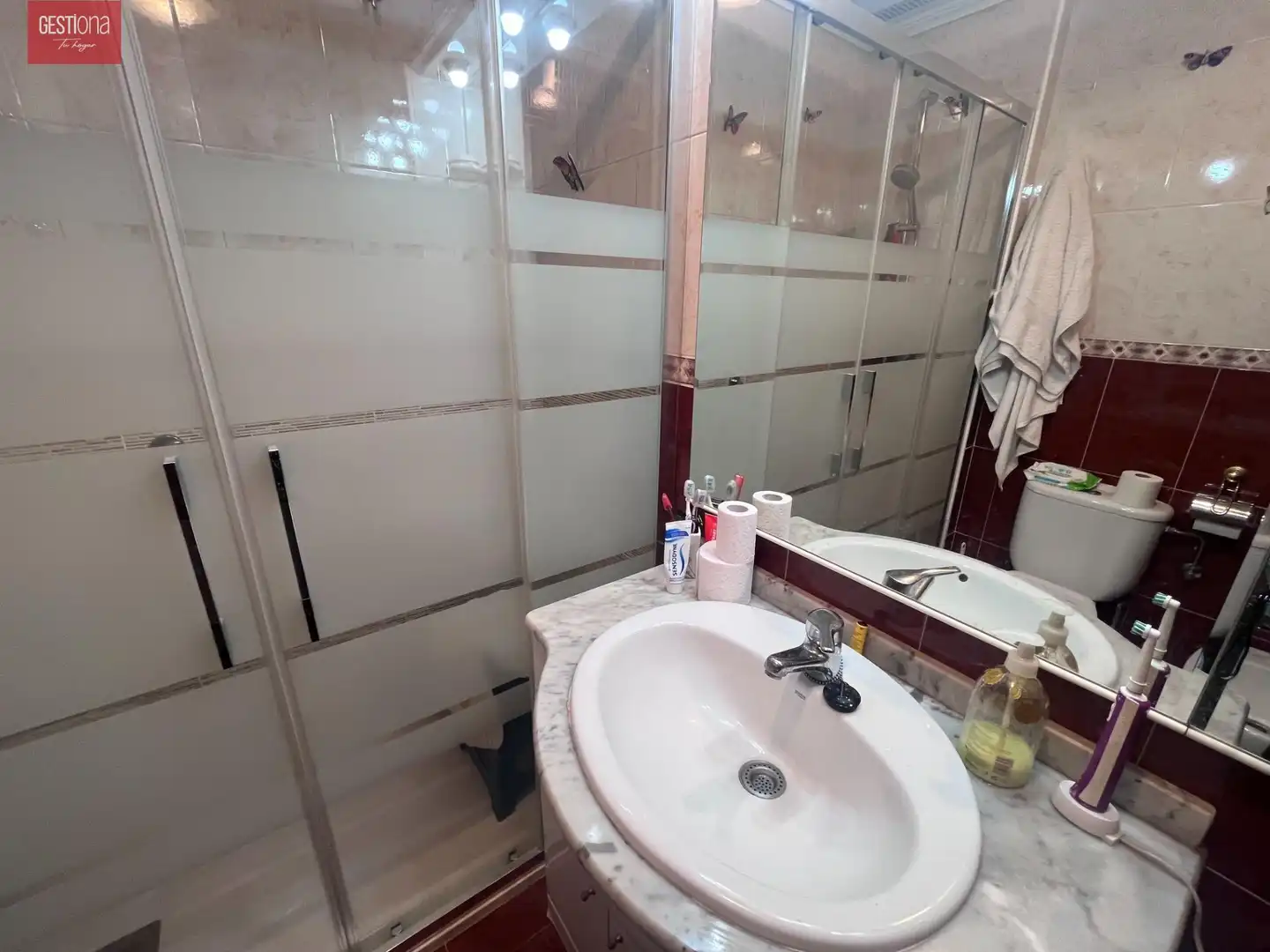 Badezimmer von Dachboden zum Verkauf in Noja mit Heizung, Terrasse und Möbliert