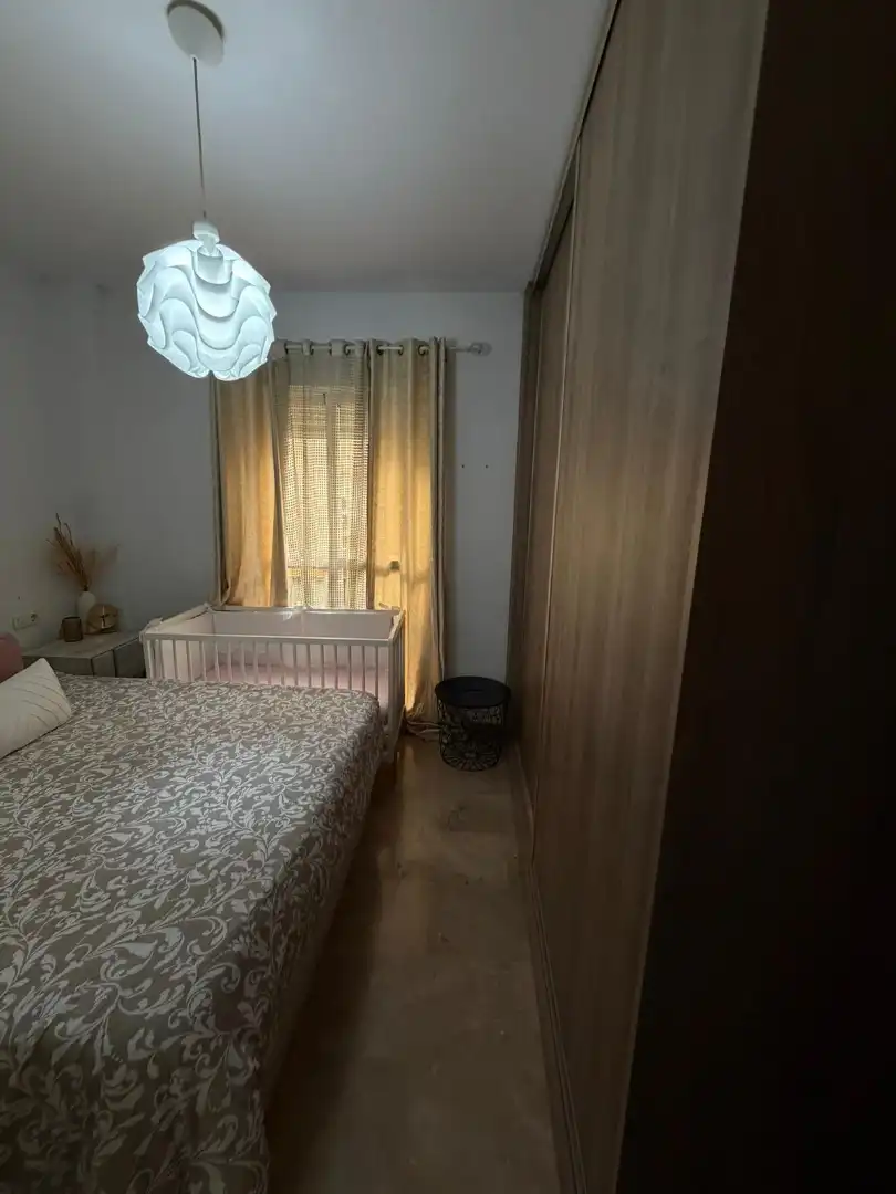 Habitación de Piso en venta en Maracena con Amueblado y Lavadora