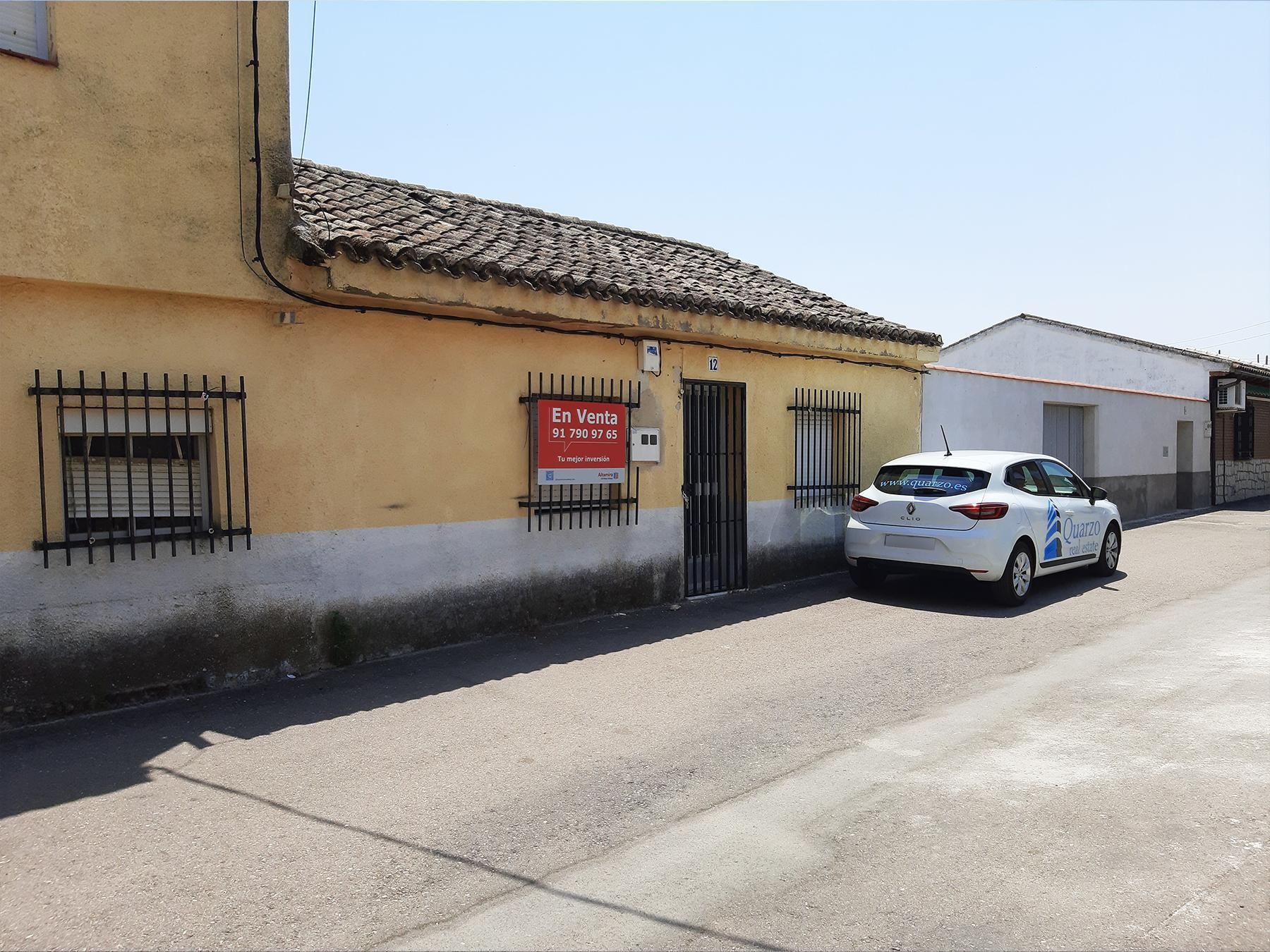 Vista exterior de Casa o xalet en venda en Las Ventas de San Julián