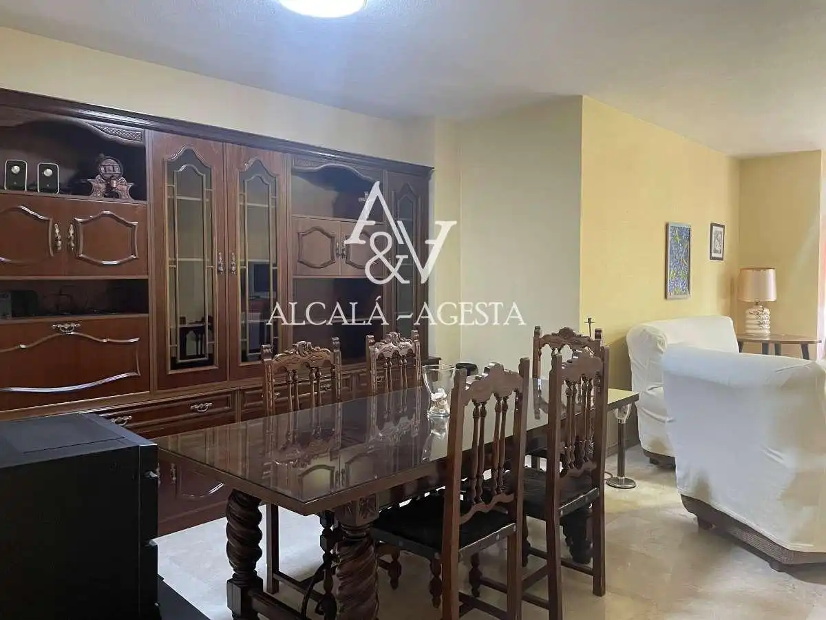 Flat for rent in Granada, Granada