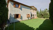 Vista exterior de Casa o xalet en venda en Cáceres Capital amb Aire condicionat, Terrassa i Piscina