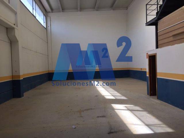 Nave industrial en Venta en La Estación