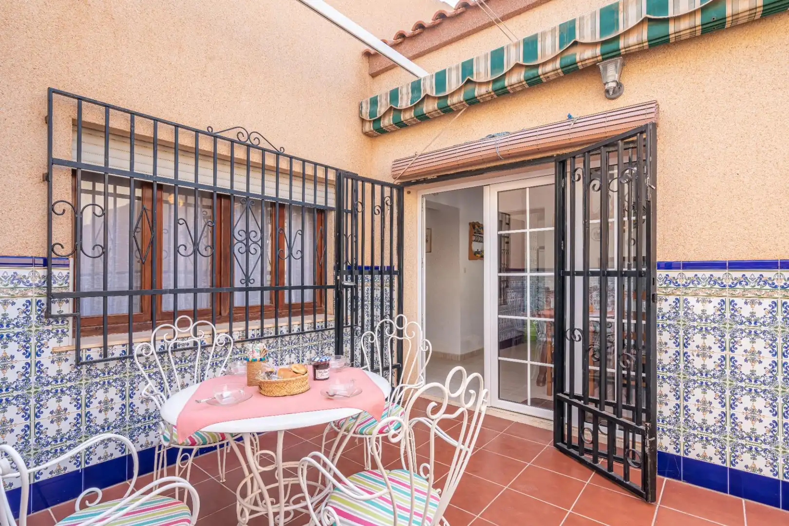 Terrace of Houses for sale in Roquetas de Mar