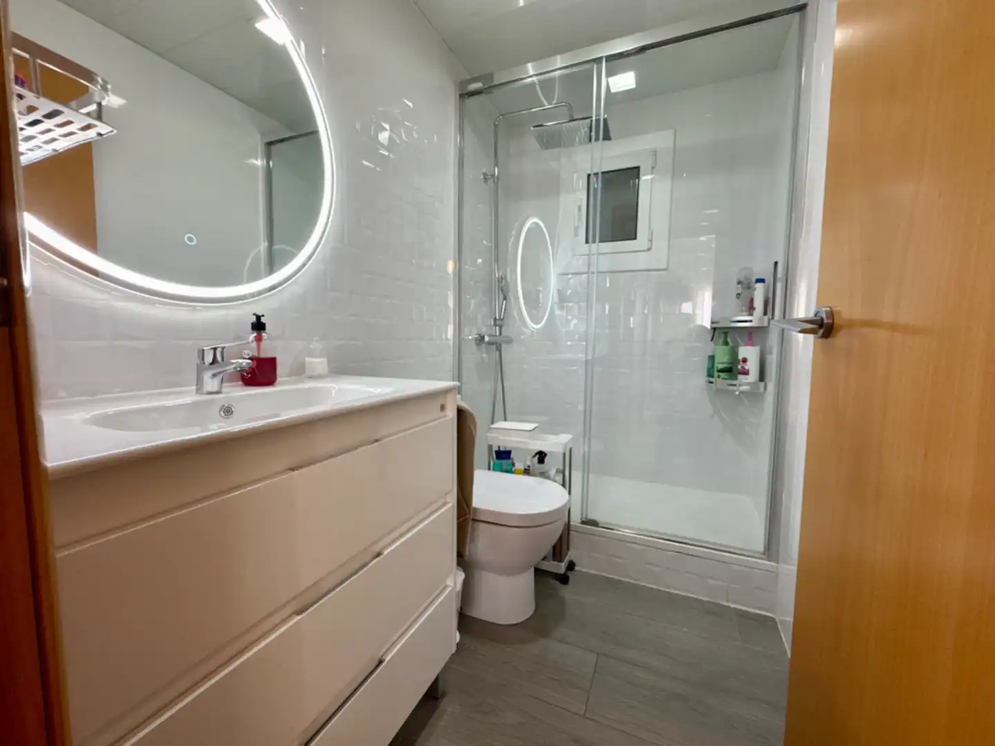 Baño de Planta baja en venta en Sant Boi de Llobregat con Aire acondicionado y Balcón
