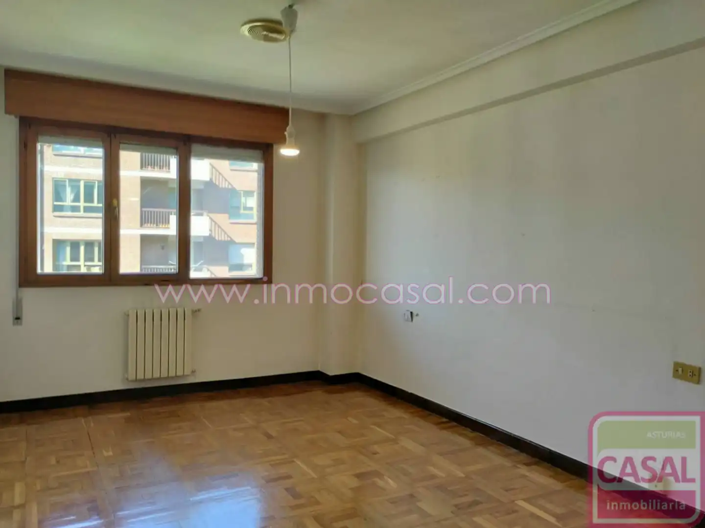 Bedroom of Flat for rent in Oviedo   with Heating, Terrace and Storage room