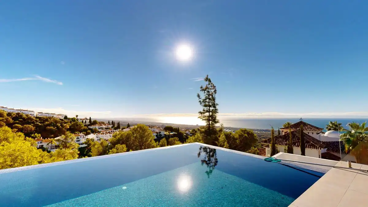 Swimming pool of Houses for rent in Marbella  with Air Conditioner, Private garden and Terrace