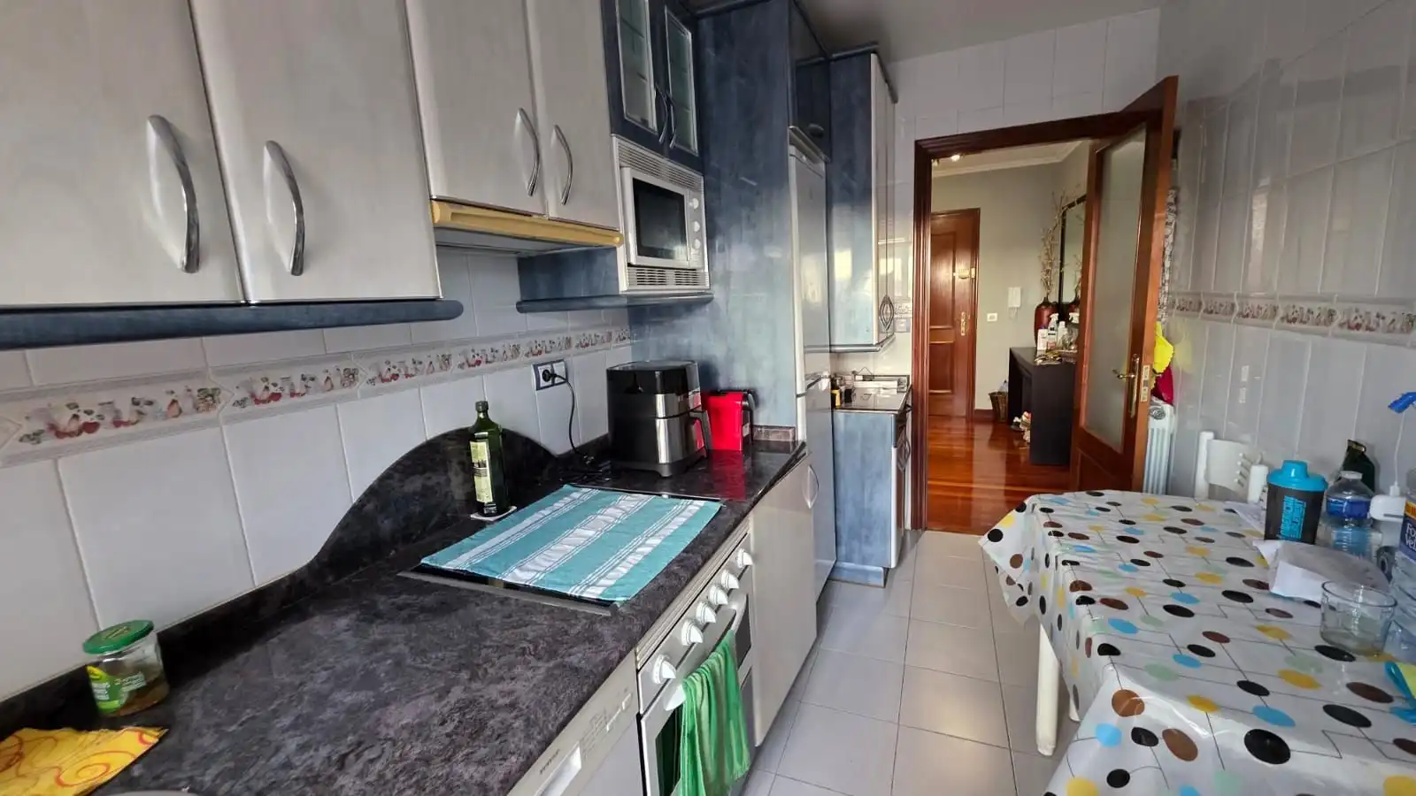 Cocina de Piso en venta en Castro-Urdiales con Calefacción, Terraza y Trastero