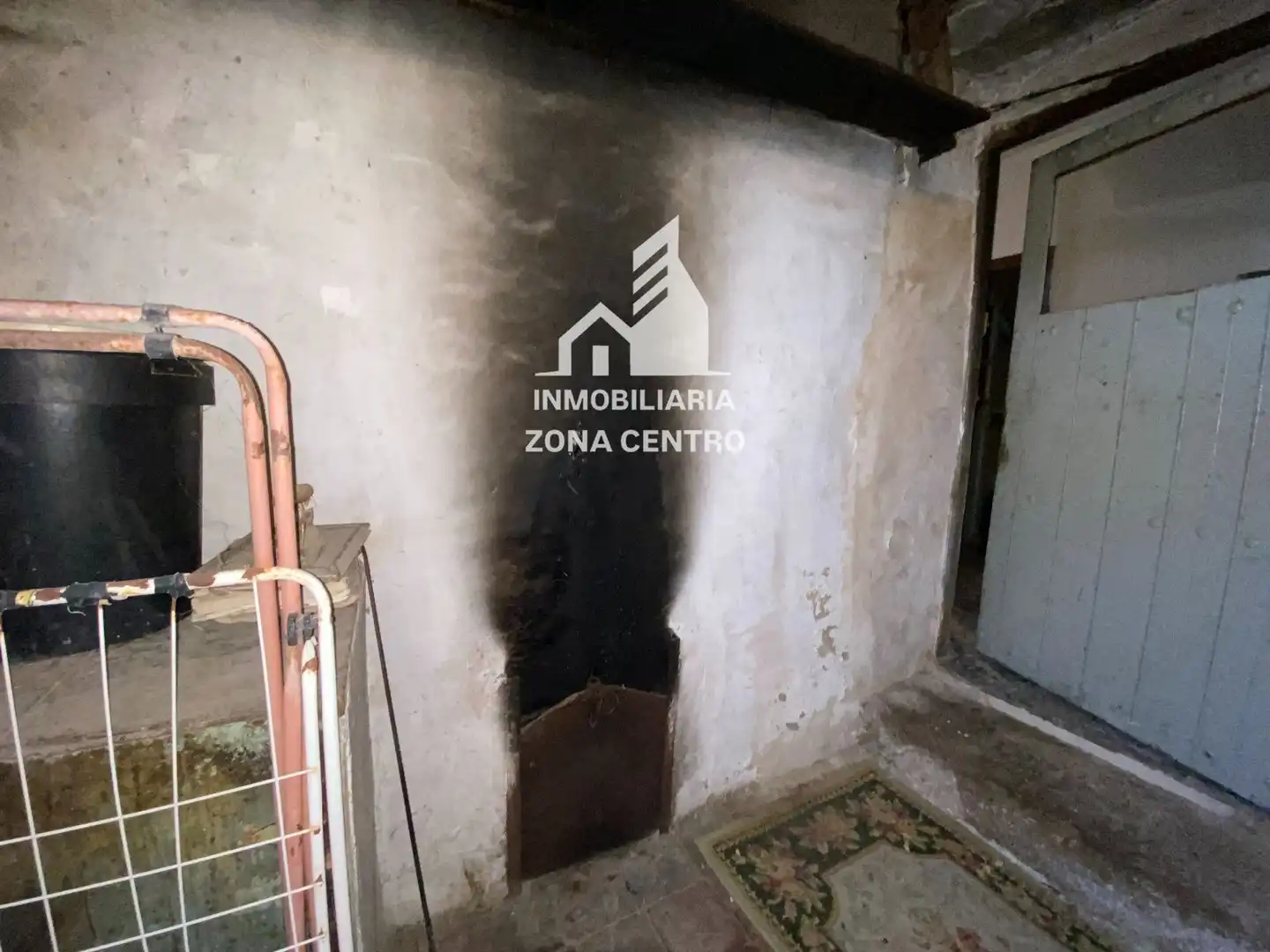Casa adosada en venta en Baltanás con Calefacción, Jardín privado y Amueblado