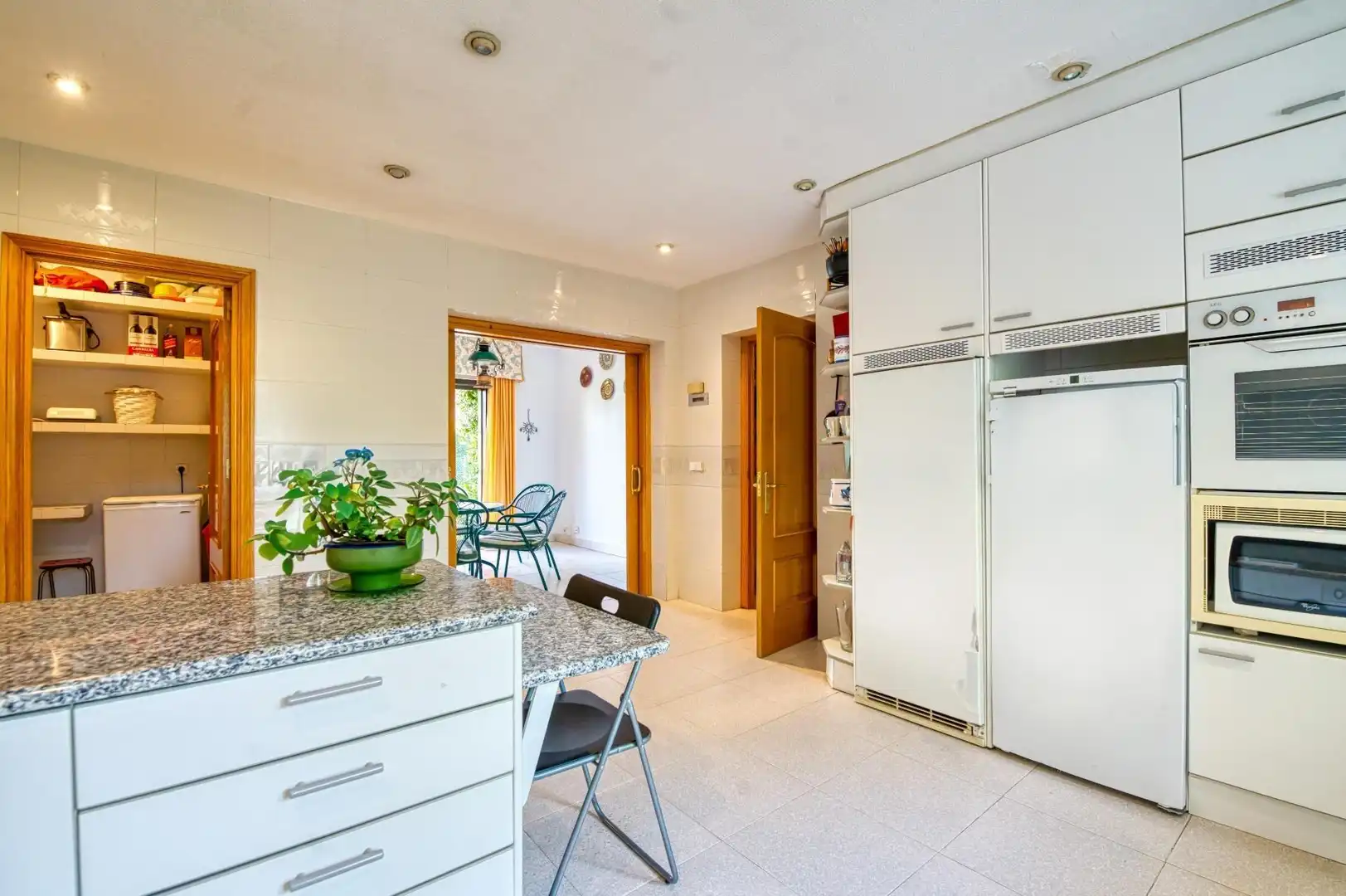 Detached house with terrace for sale in Calle del Valle de Tobalina, imagen 10