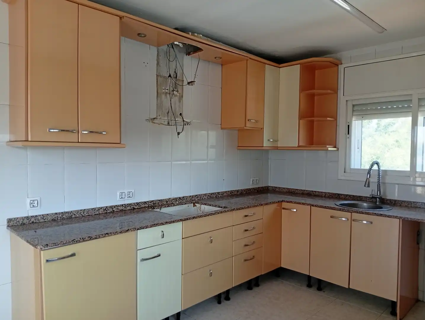Chalet con piscina en venta en Carrer Menorca, imagen 6