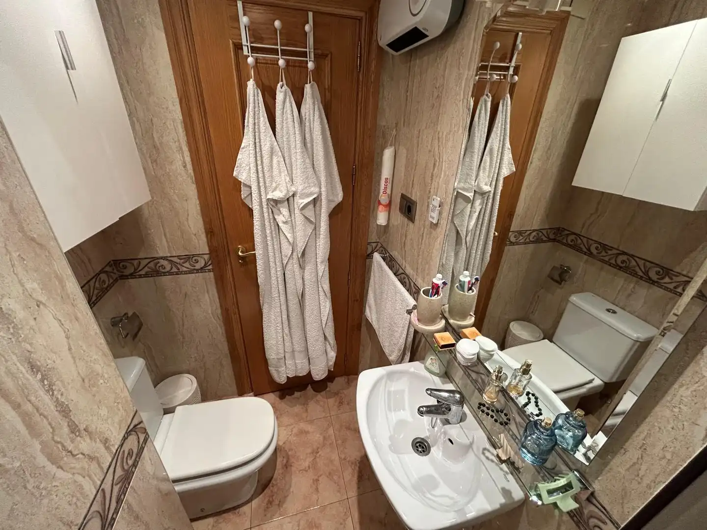 Bathroom of Flat for sale in Crevillent  with Air Conditioner, Furnished and Balcony