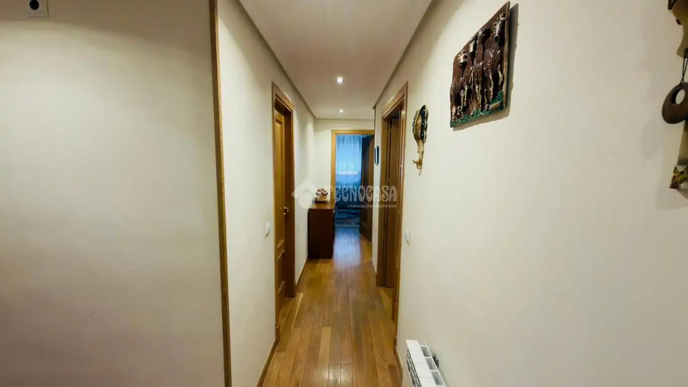 Wohnung zum Verkauf in Seseña mit Heizung, Terrasse und Balkon