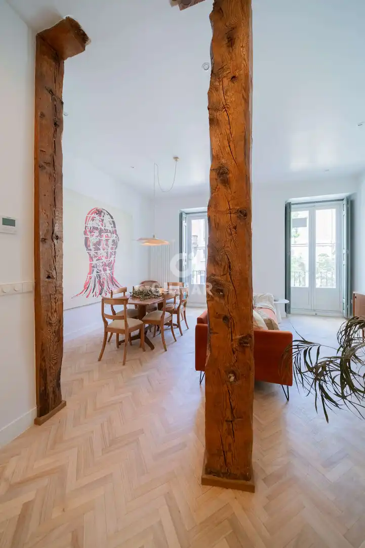 Comedor de Piso en venta en Madrid con Calefacción