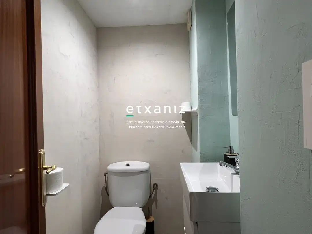 Piso de alquiler en Garro Kalea, Intxaurrondo