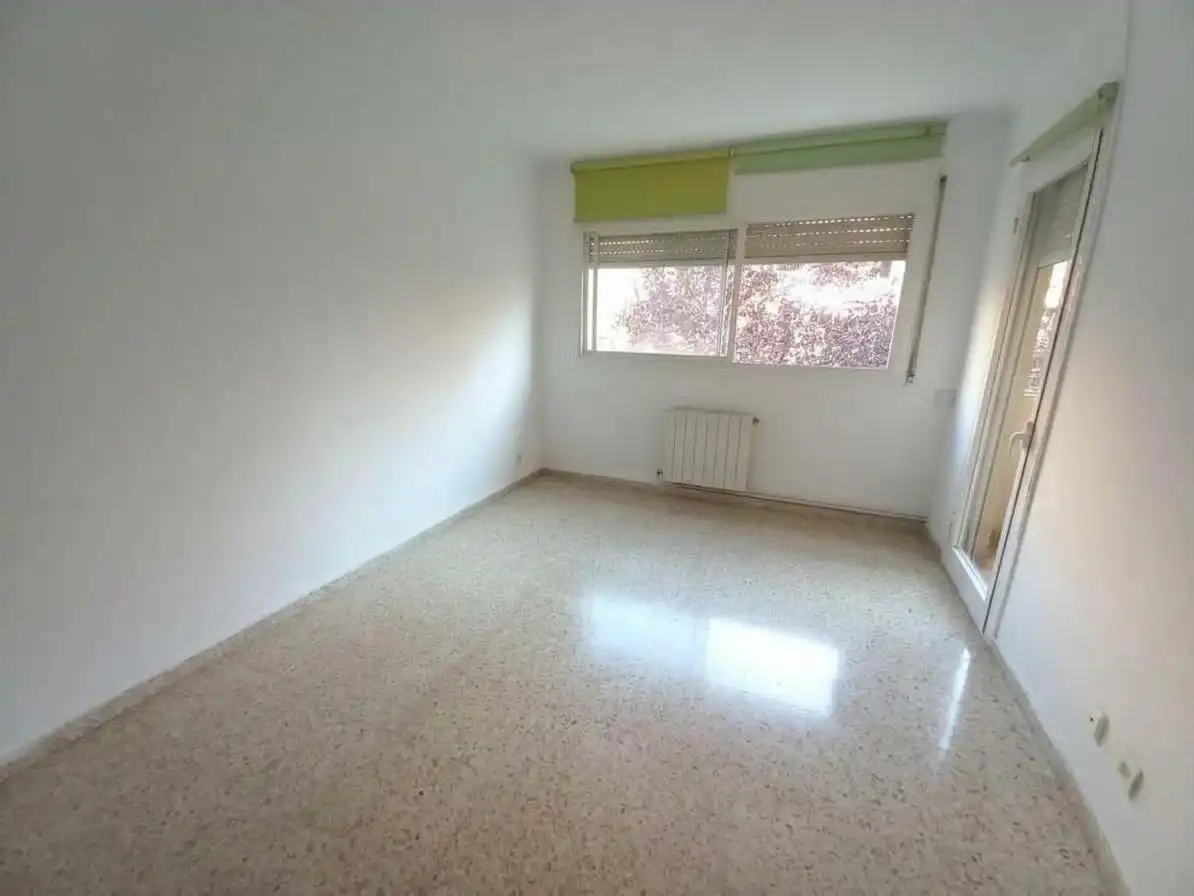 Flat with lift for sale in Ponent, imagen 2