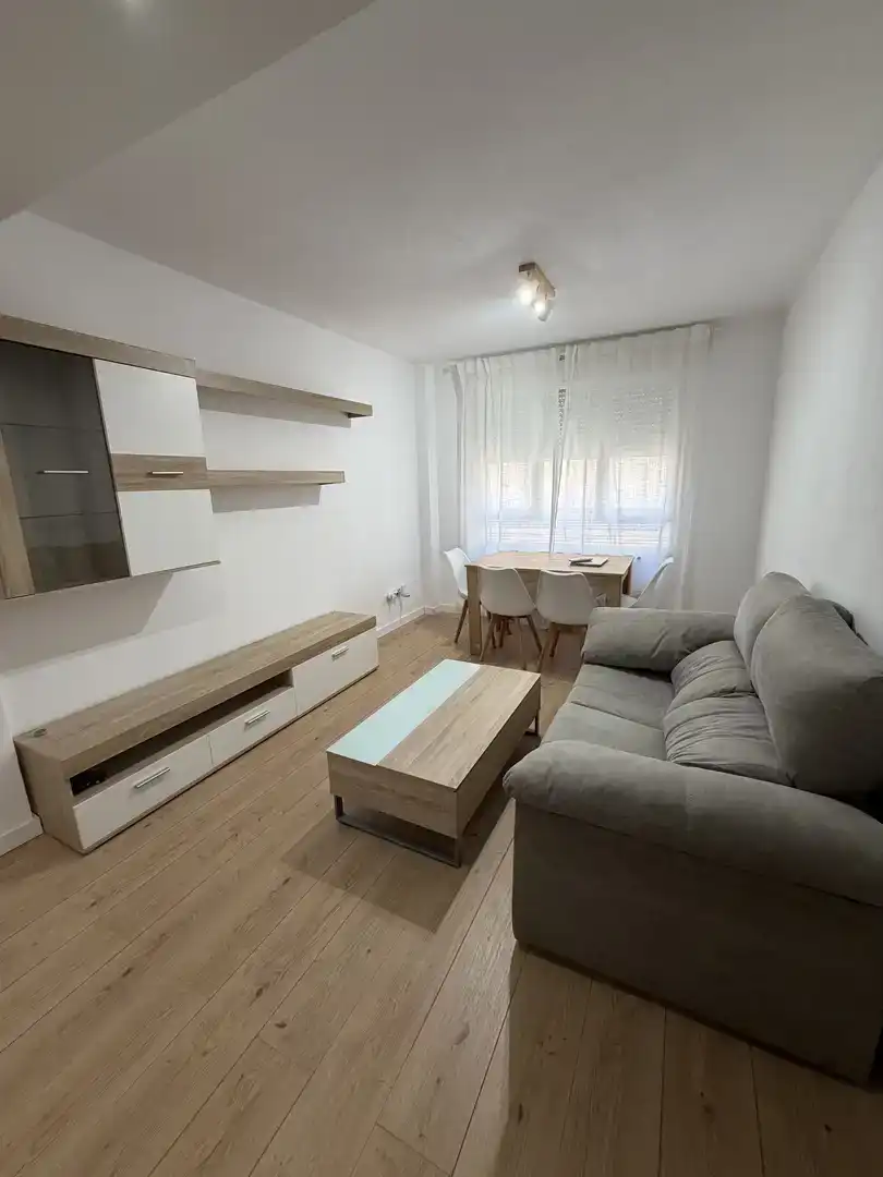 Wohnzimmer von Maisonette zur Miete in Toledo mit Parkett und Abstellraum
