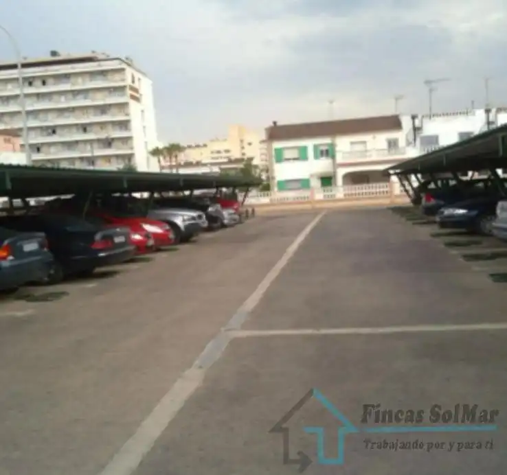 Parking de Apartamento en venta en Peñíscola / Peníscola con Terraza y Piscina comunitaria